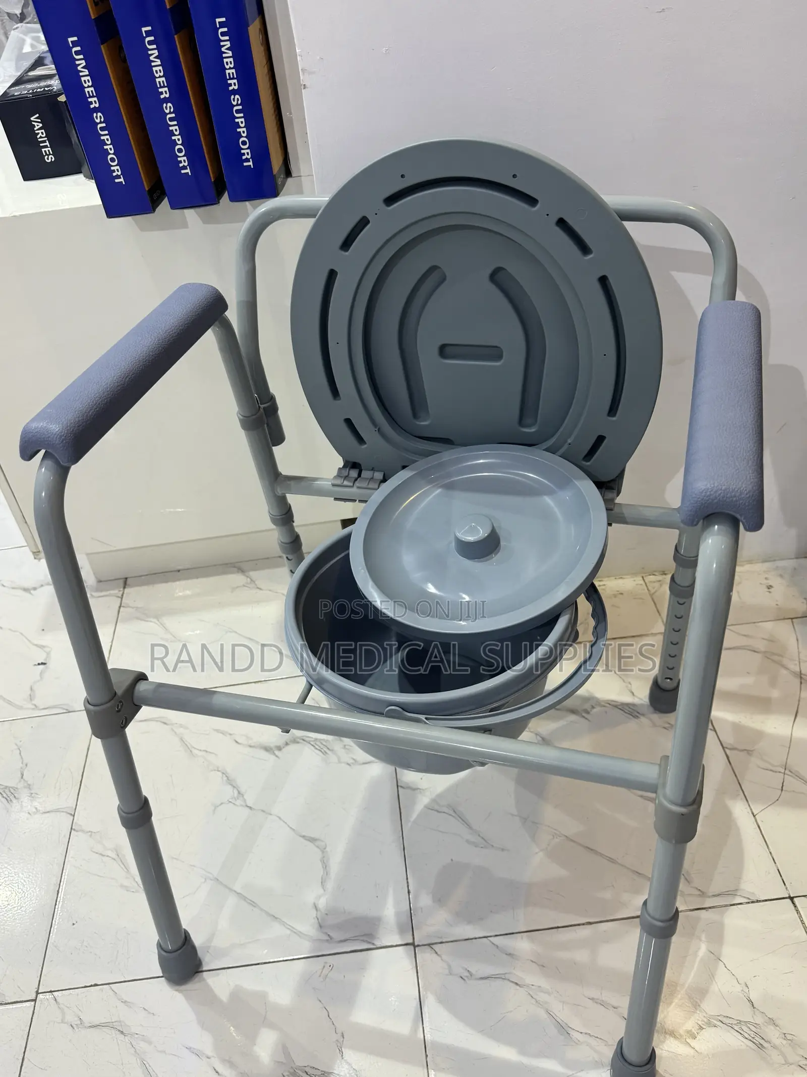Commode Chair