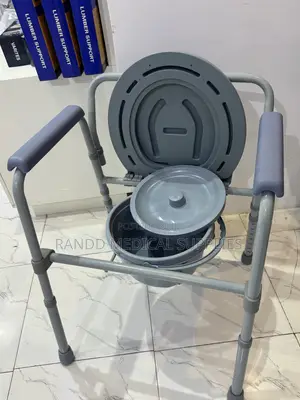 Commode Chair