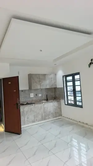 Mini Flat in Iwaya for rent