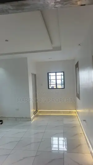 Mini Flat in Iwaya for rent