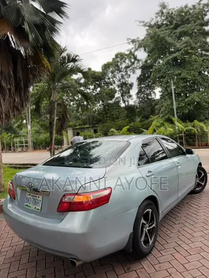 Toyota Camry LE 4dr Sedan (2.4L 4cyl 5A) 2009 Blue