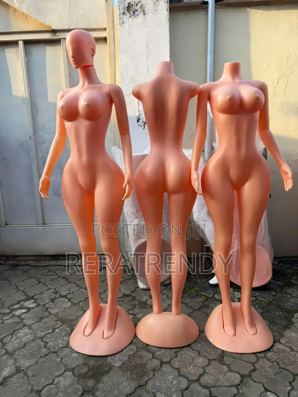 Female Mannequin