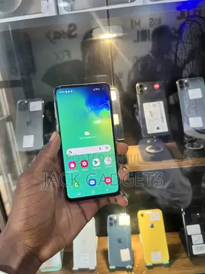 Samsung Galaxy S10e 128 GB White