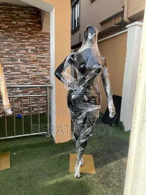 Female Mannequin