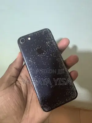 Apple iPhone 7 32 GB Black