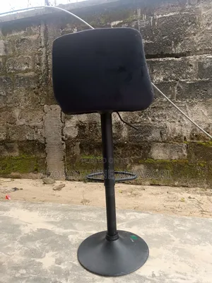 Rotating Adjustable Bar Stool