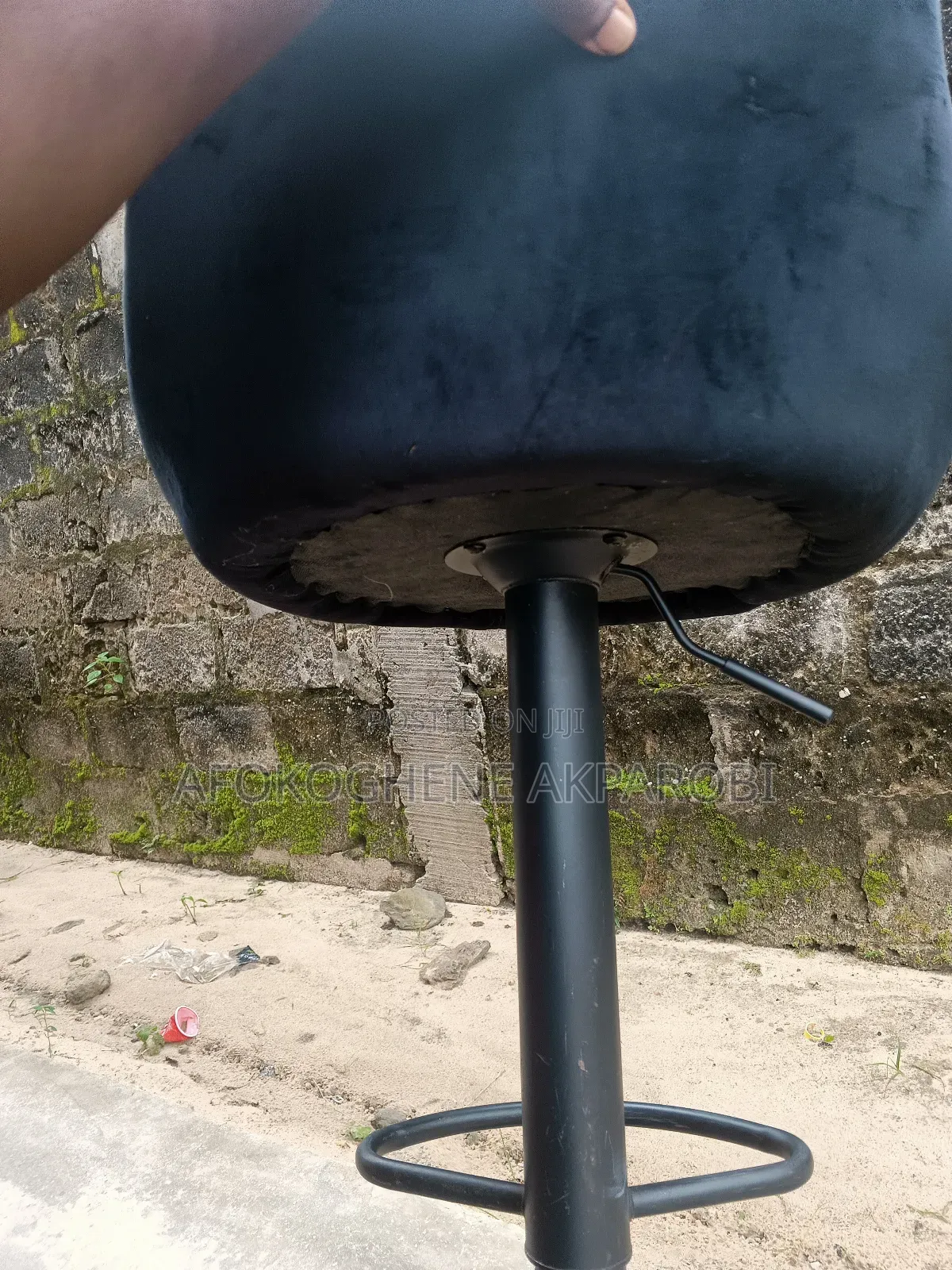 Rotating Adjustable Bar Stool