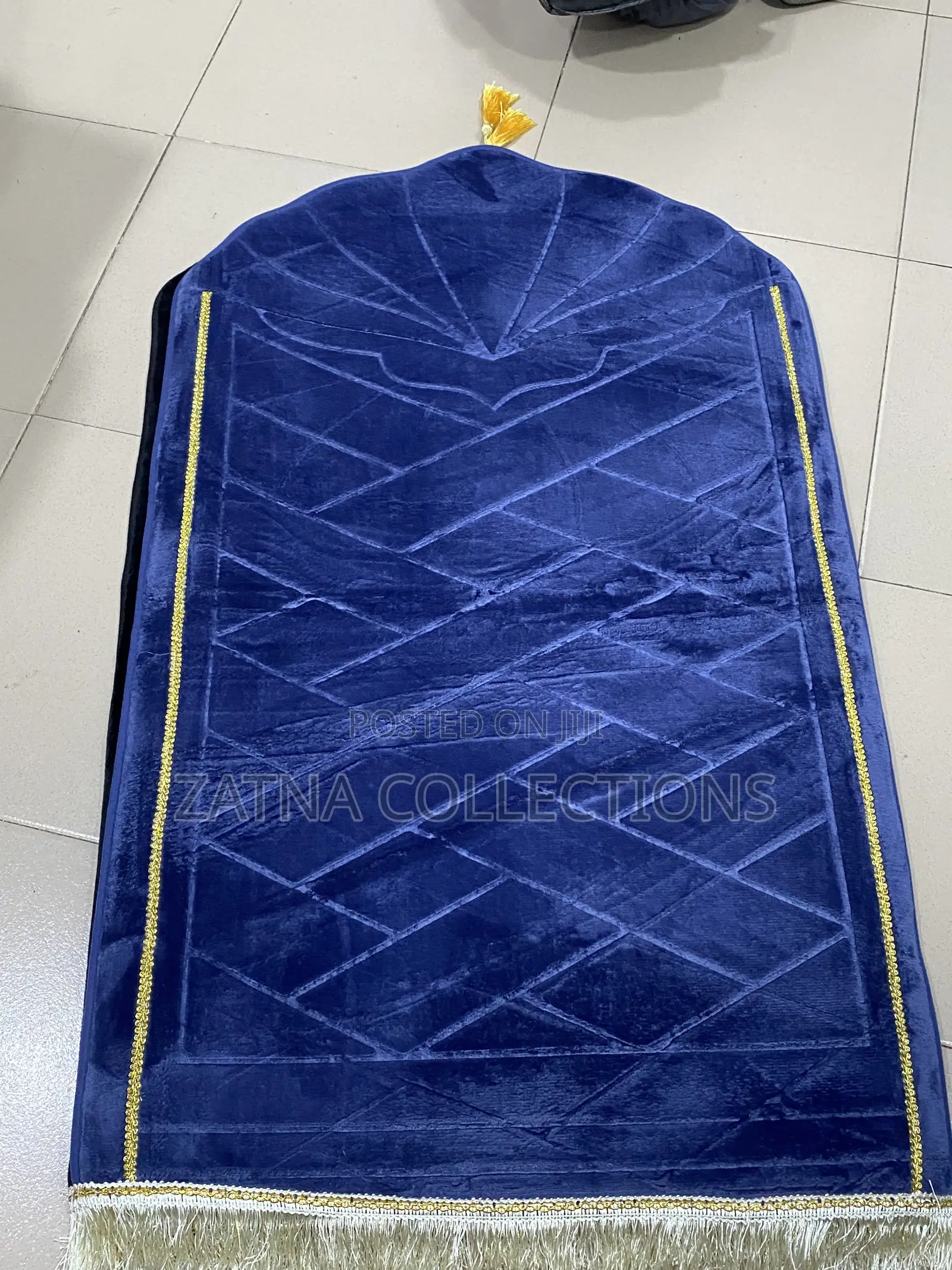 Premium Fluffy Velvet Prayer Mat