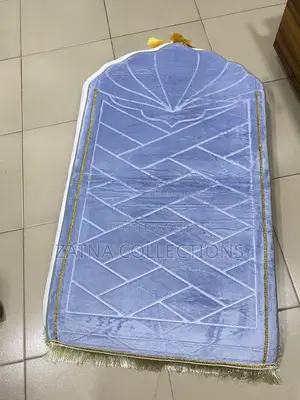 Premium Fluffy Velvet Prayer Mat