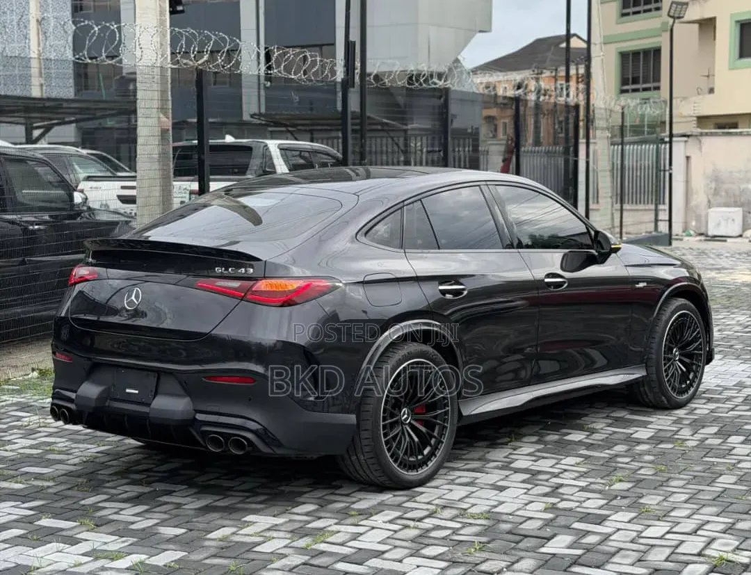 Mercedes-Benz GLC-Class 2024 Black