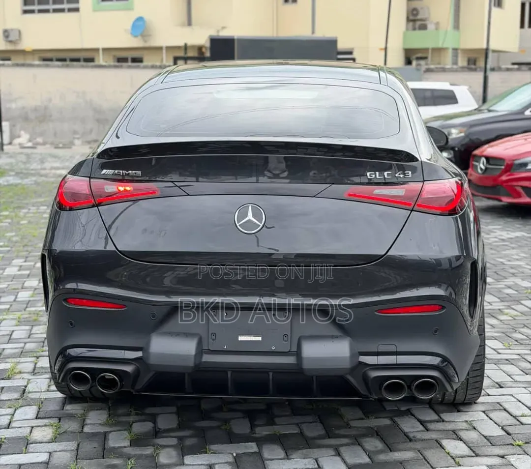 Mercedes-Benz GLC-Class 2024 Black