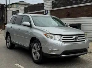Toyota Highlander 2012 Silver