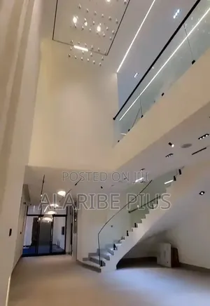 5bdrm Duplex in Estate, Lekki for sale