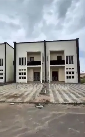 4bdrm Bungalow in Life Camp for sale