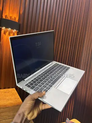 Laptop HP EliteBook 845 G8 16GB AMD Ryzen 5 SSD 256GB