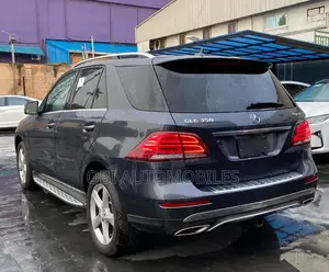 Mercedes-Benz GLE-Class 2016 Gray