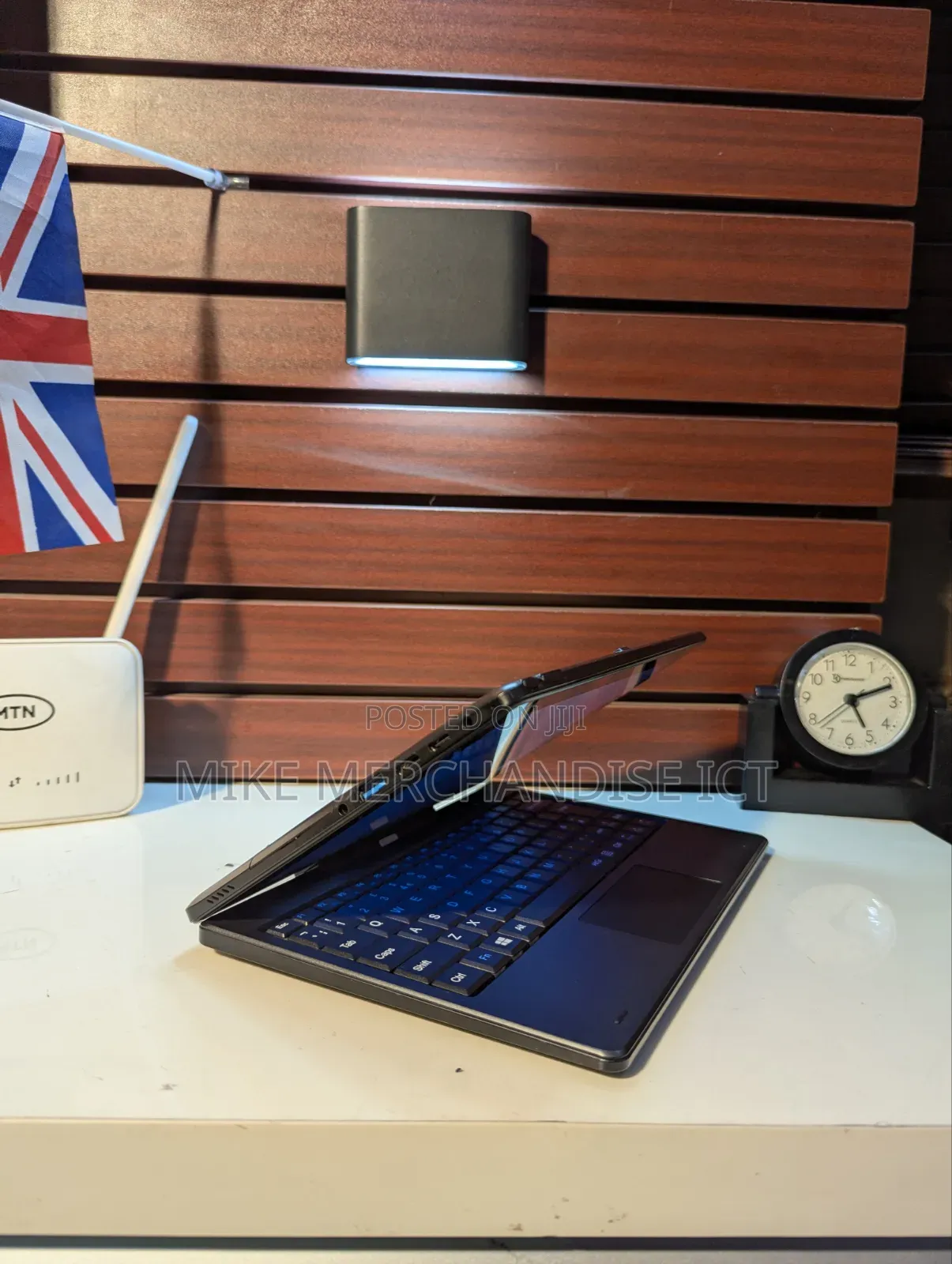 Laptop Toshiba Satellite C850 4GB Intel SSD 32GB