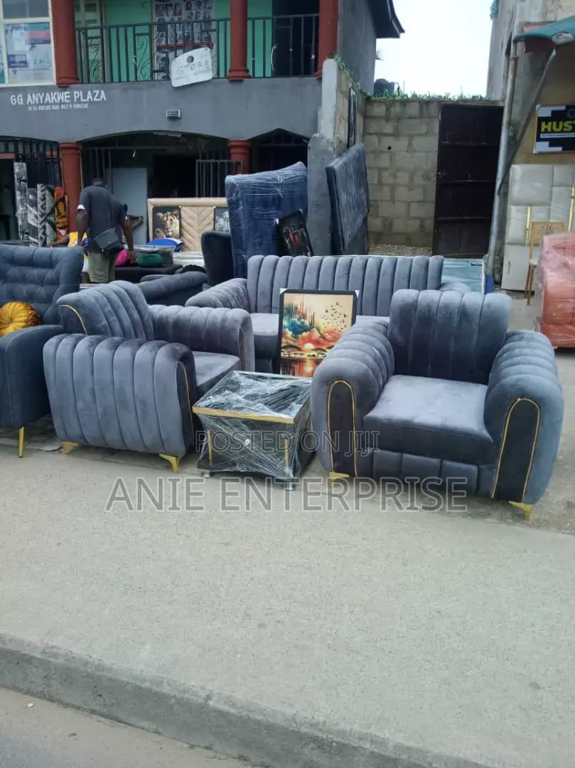 Latest Version Exclusive Fabric Chair
