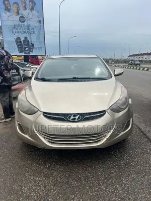 Hyundai Elantra Limited 2012 Gold