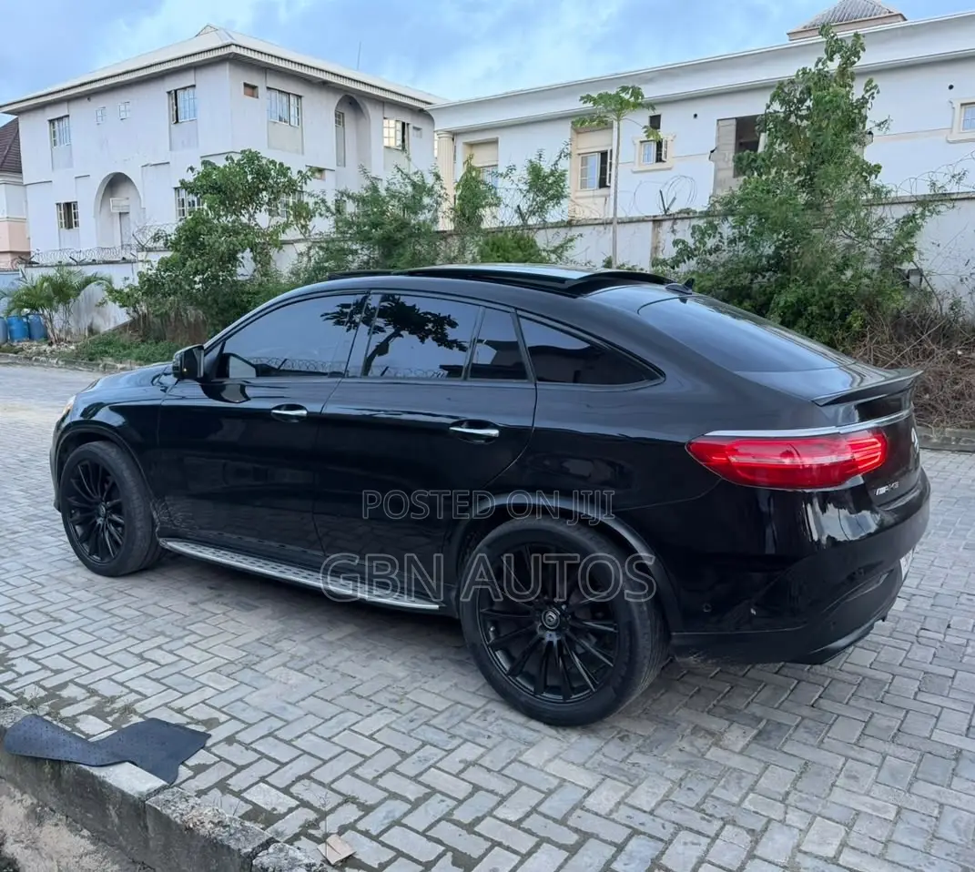 Mercedes-Benz GLE-Class 2016 Black