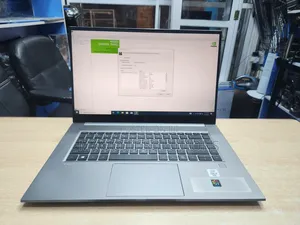 Laptop HP Zbook Studio G7 32GB Intel Core i9 SSD 512GB