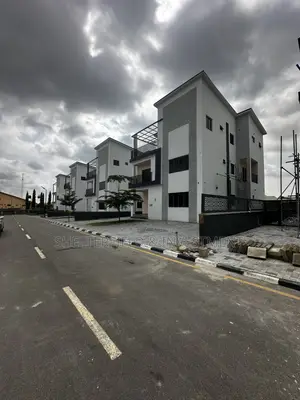 5bdrm Duplex in Dme, Lokogoma for rent
