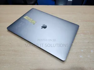 Laptop Apple MacBook Pro 2019 64GB Intel Core i9 SSD 1T