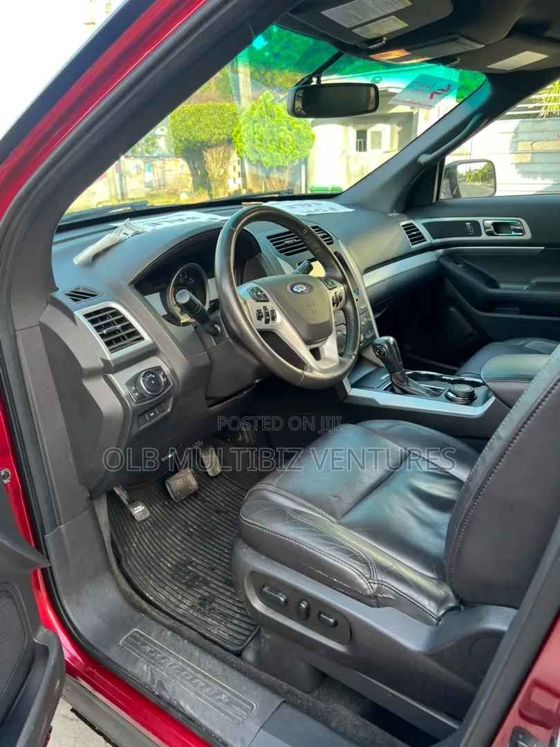 Ford Explorer 2015 Red