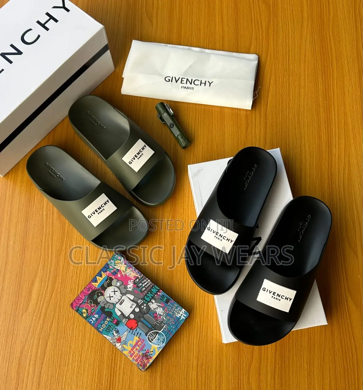 Givenchy Slide in Store
