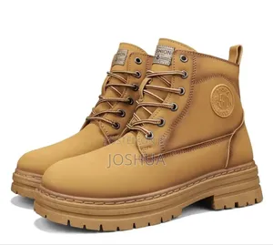 Men's Shoe