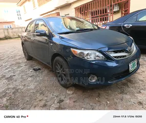Toyota Corolla 2010 Blue