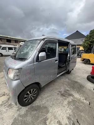 Daihatsu Hijet 2012 White