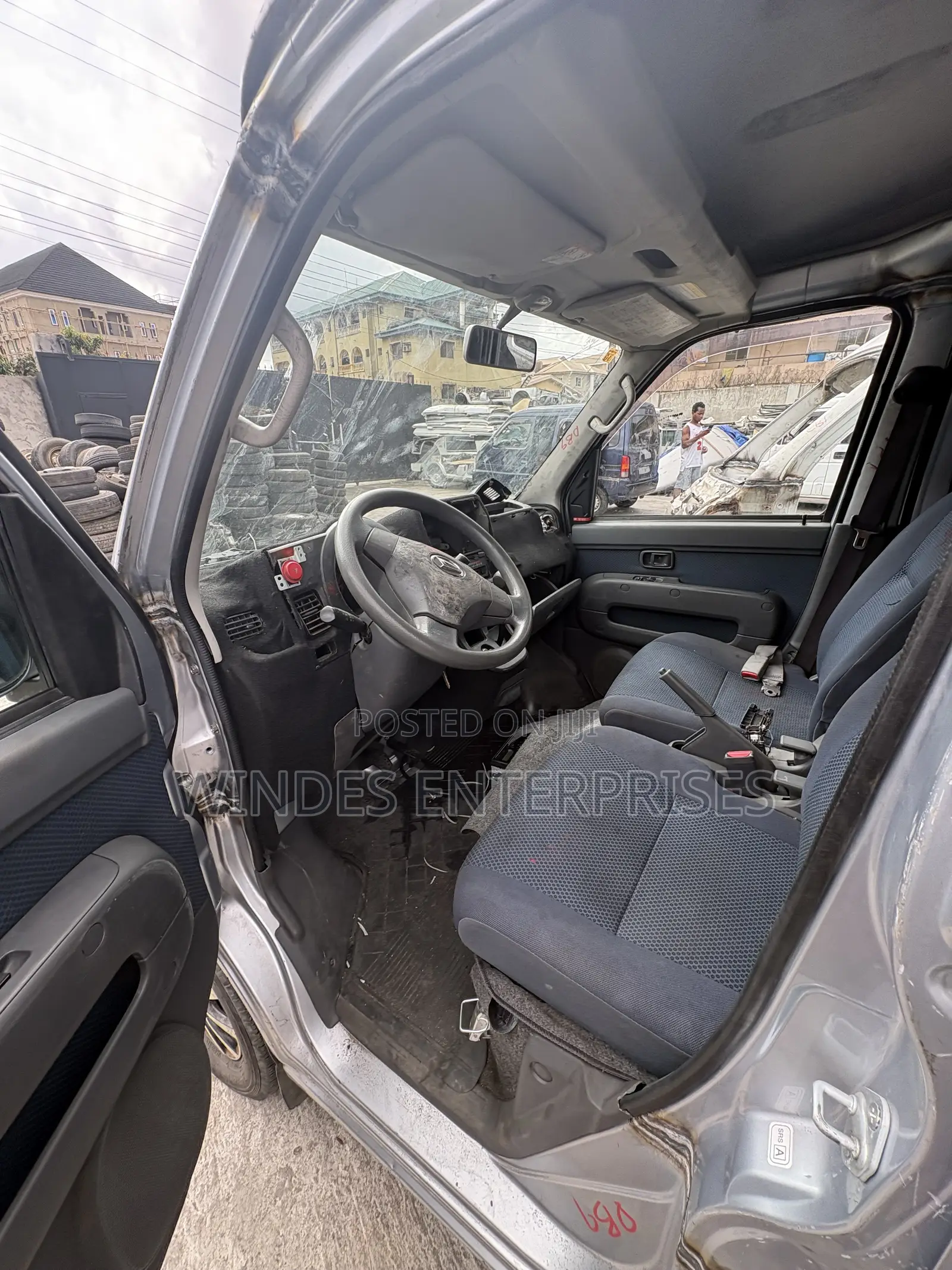 Daihatsu Hijet 2012 White