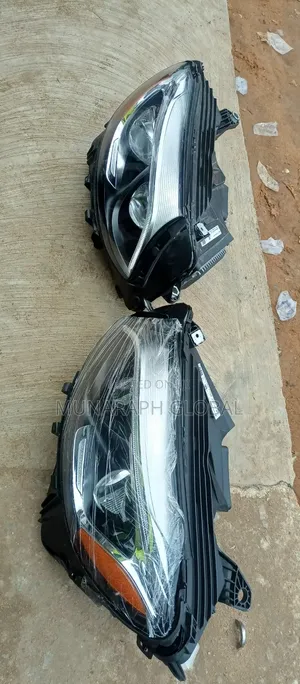 2019 Model Mercedes Benz GLC 300 Double Charger Headlight.