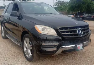 Mercedes-Benz M Class ML350 4MATIC 4dr SUV AWD (3.5L 6cyl 7A) 2014 Black