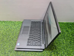 Laptop Dell Latitude 7400 8GB Intel Core i7 SSD 256GB