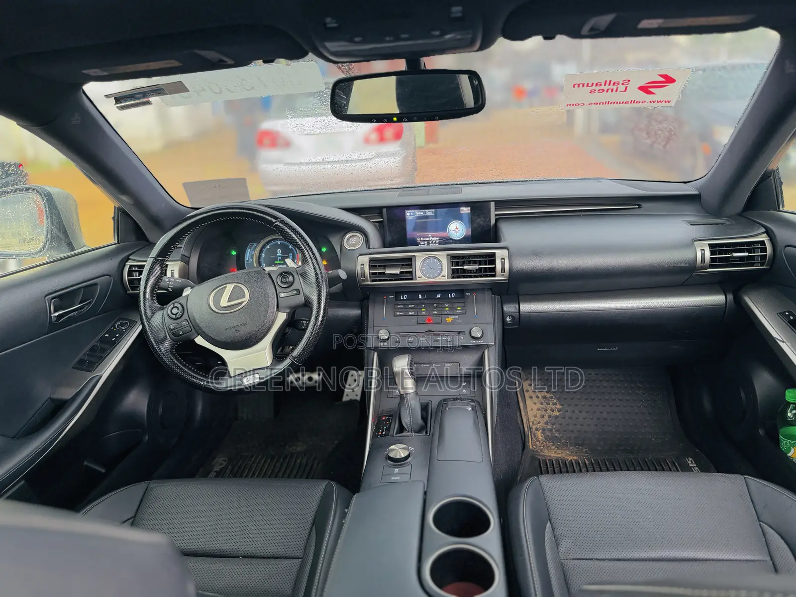 Lexus IS 300h 4WD 2017 Gray