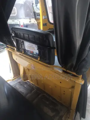 TVS King Cargo 2022