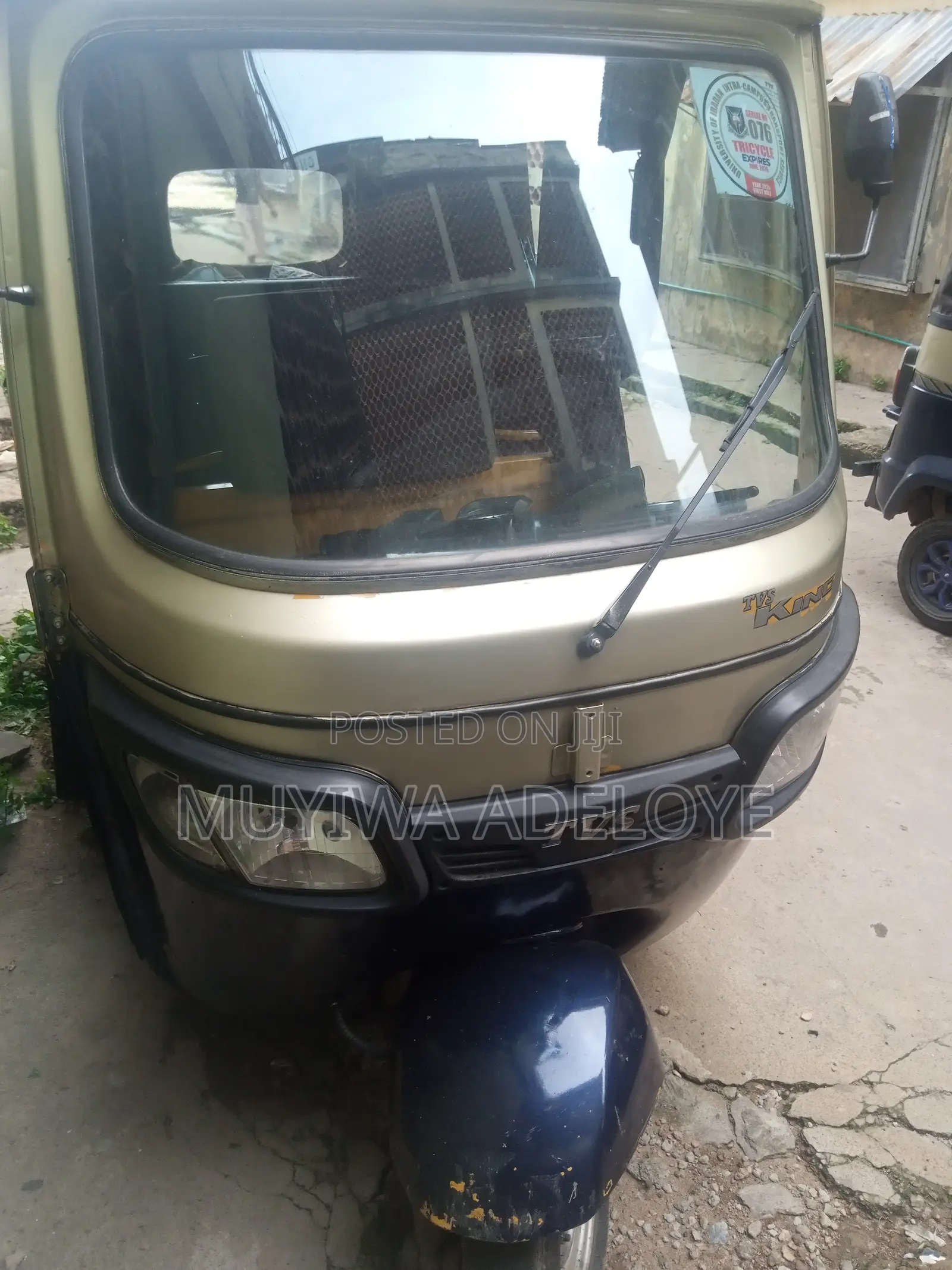 TVS King Cargo 2022