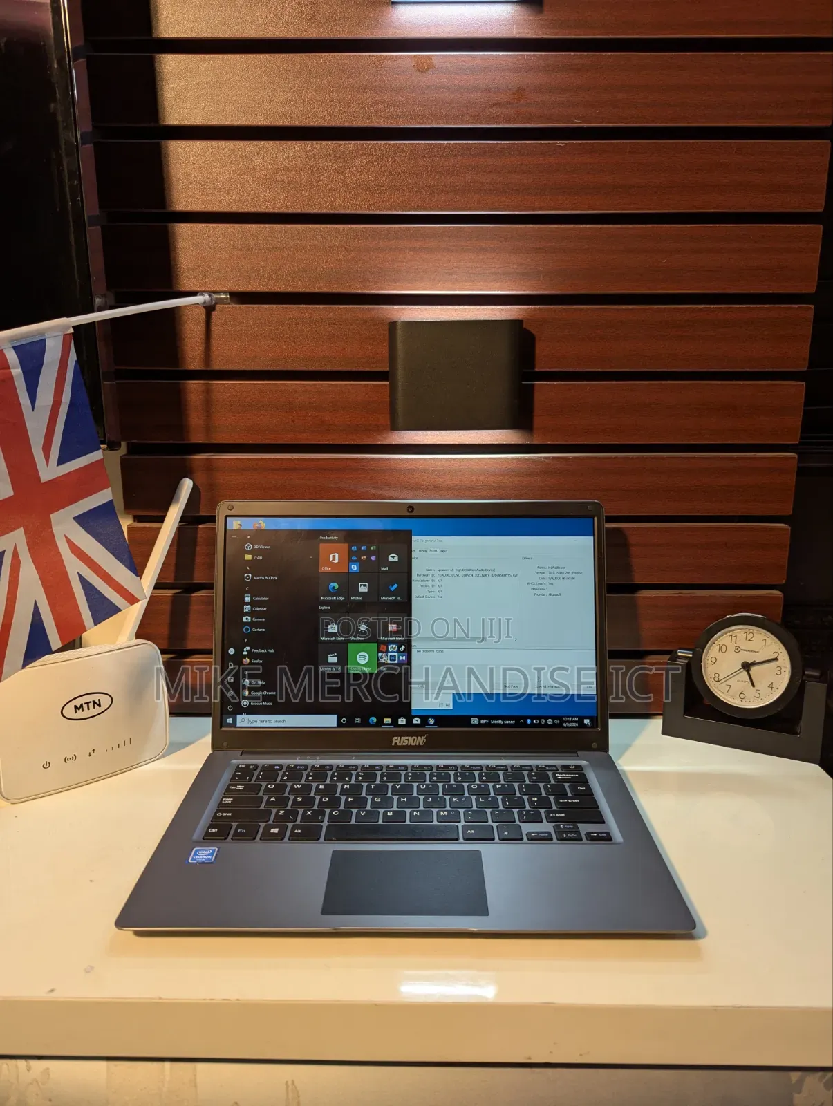 Laptop 4GB Intel Celeron HDD+SSD 500GB