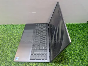 Laptop Dell Vostro 15 5510 16GB Intel Core i7 SSD 512GB