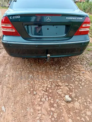 Mercedes-Benz C200 2004 Green