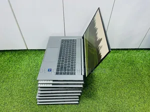 Laptop HP ZBook Studio G8 32GB Intel Core i9 SSD 1T