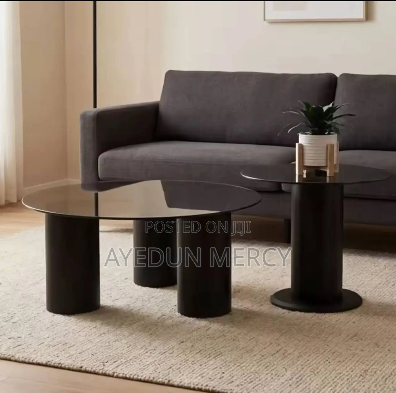 Round Center Table
