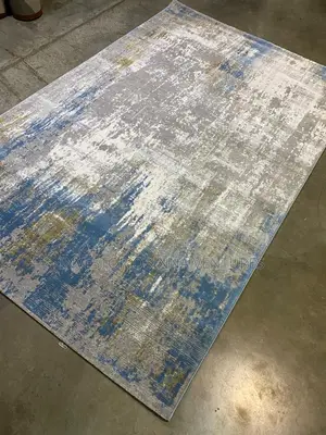 Luxurious Turkey Center Rug