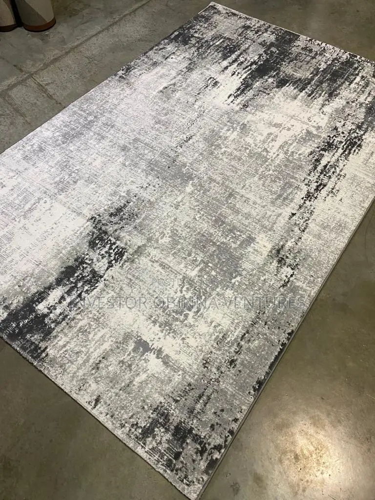 Luxurious Turkey Center Rug