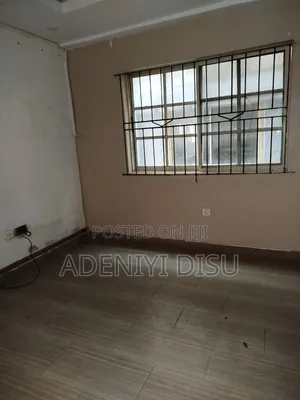 Mini Flat in Akoka for rent