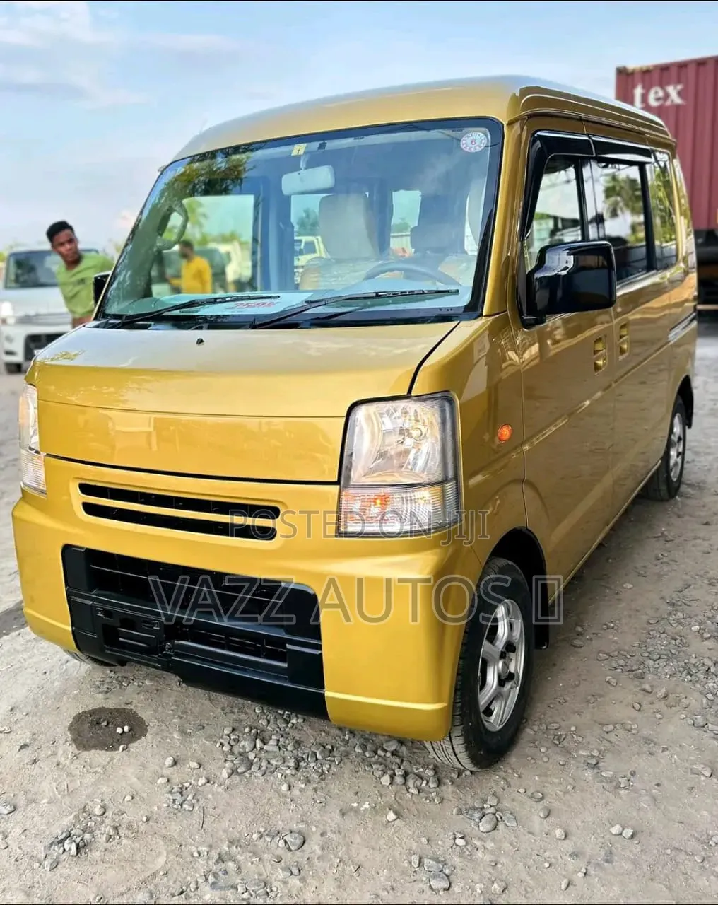 New Suzuki Every 2022 Yellow