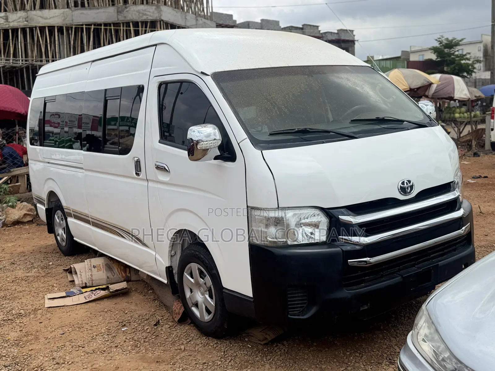 Toyota HiAce 2012 White