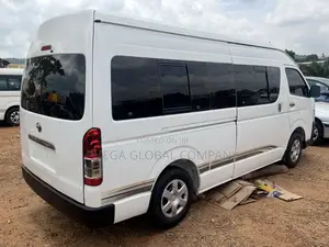 Toyota HiAce 2012 White